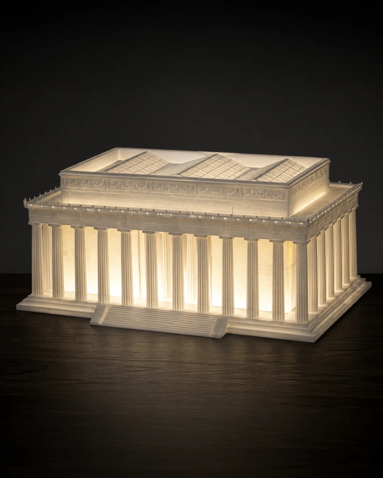 Lincoln Memorial Lamp