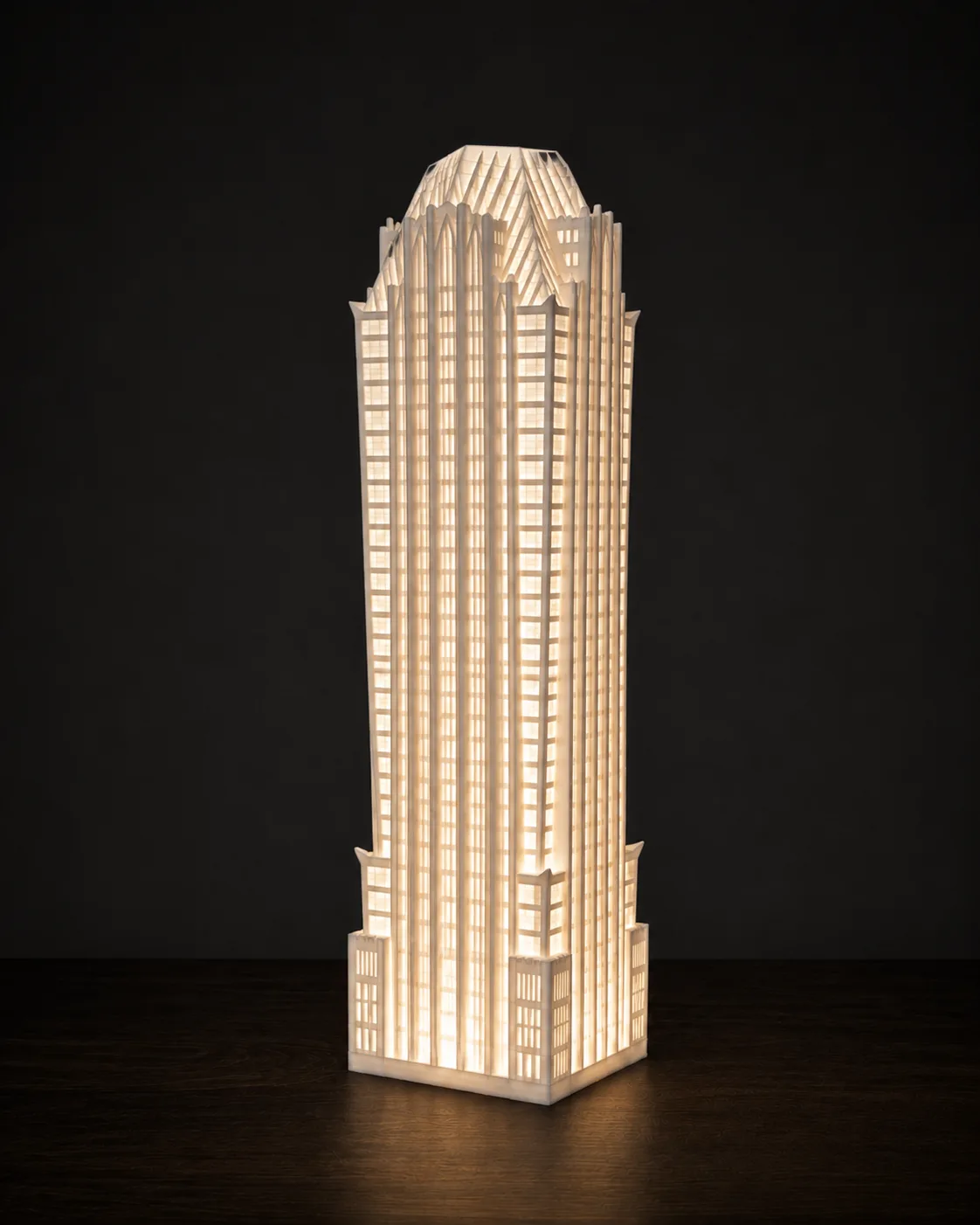Truist Center Lamp